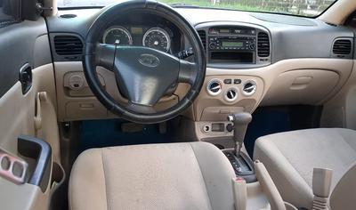 Hyundai Accent • 2009 • 102,000 km