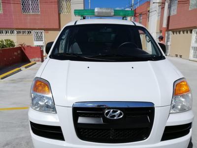 Hyundai H1 • 2004 • 120 km