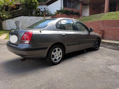 Hyundai Elantra • 2005 • 181,197 km