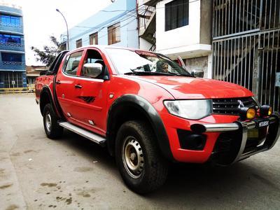 Mitsubishi L200 Pick up • 2011 • 92,000 km