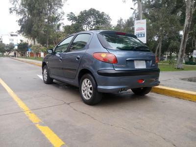 Peugeot 206 • 2007 • 48,500 km