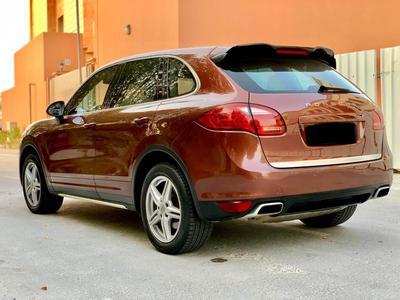 Porsche Cayenne • 2012 • 93,000 km