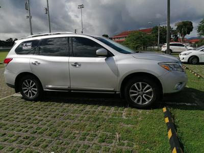 Nissan Pathfinder • 2013 • 67,000 km
