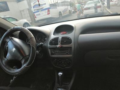 Peugeot 206 • 2007 • 123,340 km