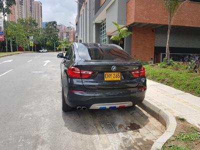 BMW X4 • 2018 • 45,000 km