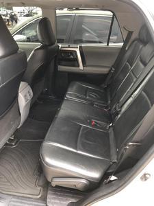 Toyota 4-Runner • 2012 • 86,000 km