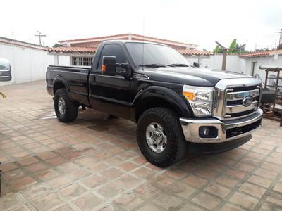Ford F-250 • 2012 • 170,000 km