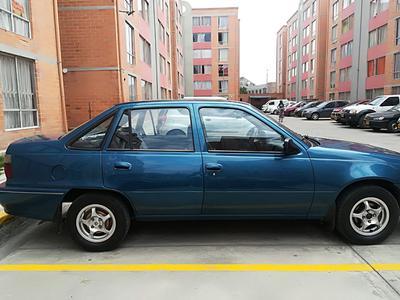 Daewoo Lanos • 1998 • 198,000 km
