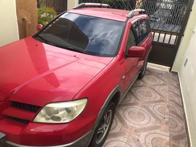 Mitsubishi Outlander • 2006 • 14,000 km