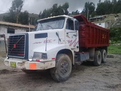 Volvo 460 • 1994 • 300,000 km