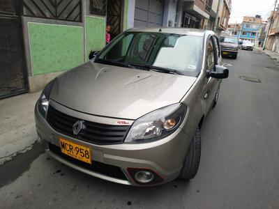 Renault Sandero • 2012 • 69,000 km