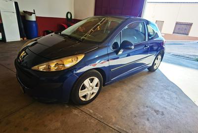 Peugeot 207 • 2006 • 162,000 km