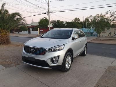 Kia Sorento • 2016 • 69,000 km