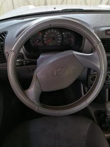 Hyundai Verna • 2004 • 71,000 km