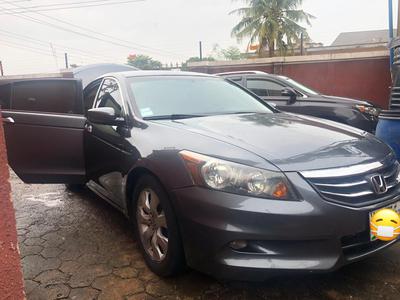 Honda Accord • 2010 • 2,010 km