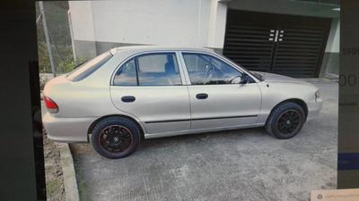 Hyundai Accent • 1999 • 0 km