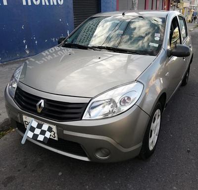 Renault Sandero • 2012 • 150,000 km