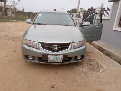 Honda Accord • 2005 • 87,526 km