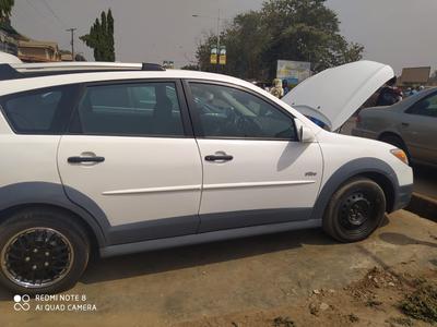 Pontiac Vibe • 2007 • 109,000 km