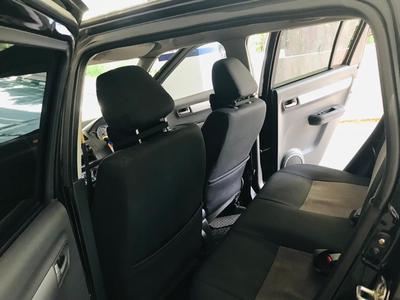 Suzuki Swift • 2009 • 200,000 km