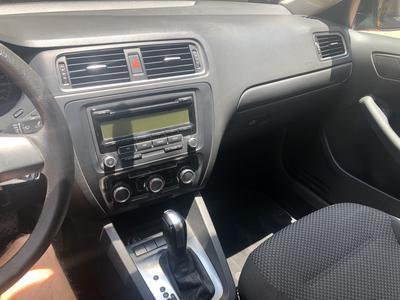 Volkswagen Jetta • 2011 • 100,000 km