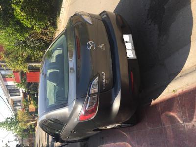 Mazda 3 • 2011 • 140,000 km
