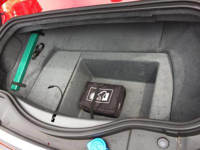 Jaguar F-Type • 2014 • 4,000 km