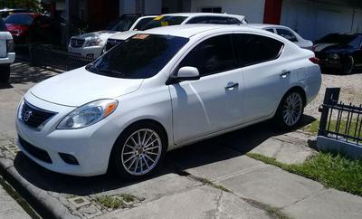 Nissan Versa • 2014 • 60,000 km