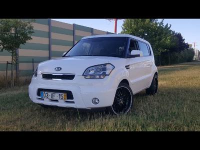 Kia Soul • 2009 • 90,000 km