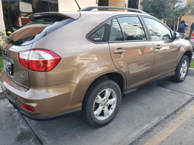 BYD S6 • 2014 • 15,600 km
