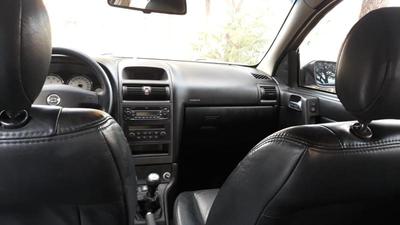 Opel Astra • 2011 • 98,000 km