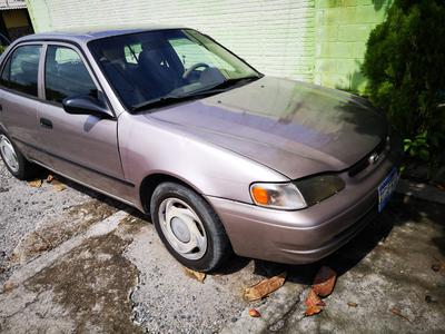 Toyota Corolla • 1999 • 10,000 km