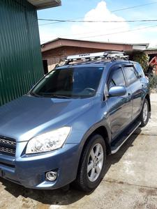 Toyota RAV4 • 2010 • 145,000 km