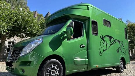 Renault Master • 2019 • 198,000 km