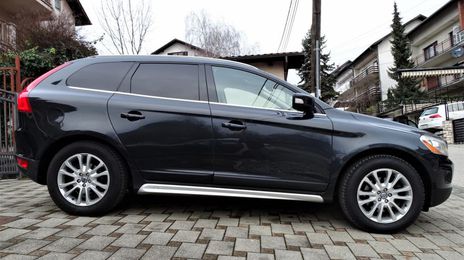 Volvo XC60 • 2010 • 172,864 km