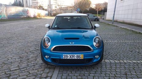MINI Cooper S • 2011 • 31,500 km