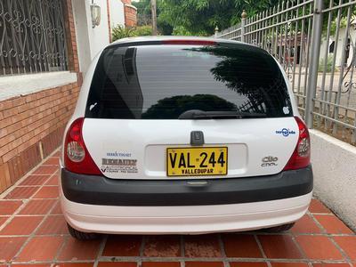 Renault Clio • 2007 • 82,885 km