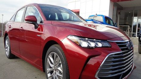 Toyota Avalon Hybrid • 2019 • 3,145 km