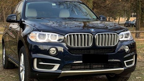 BMW X5 • 2018 • 153,000 km