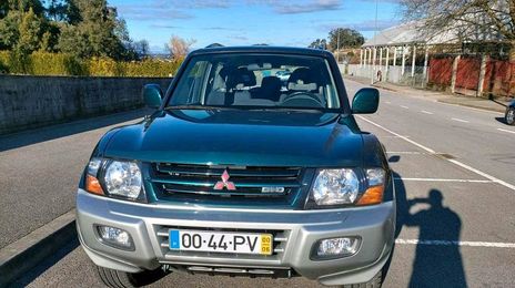 Mitsubishi Pajero • 2000 • 90,000 km