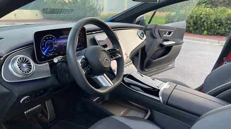 Mercedes-Benz E-Class • 2023 • 33,580 km