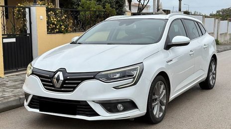 Renault Mégane • 2017 • 139,740 km