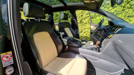 Audi Q7 • 2008 • 217,000 km