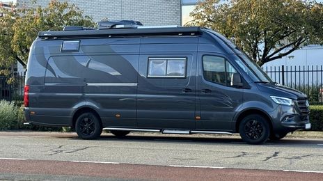 Mercedes-Benz Sprinter • 2020 • 46,000 km