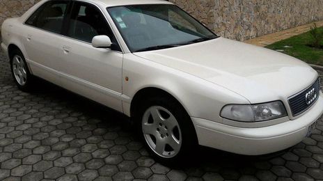 Audi A8 • 1997 • 149,999 km