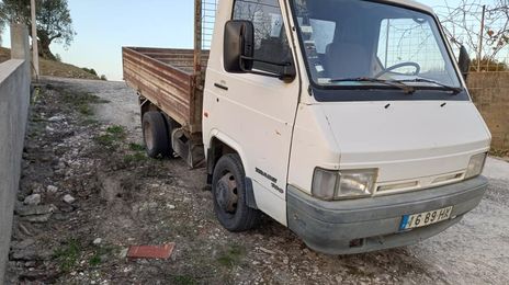 Nissan Trade • 1999 • 130,000 km