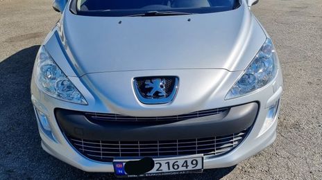 Peugeot 308 • 2008 • 170,235 km