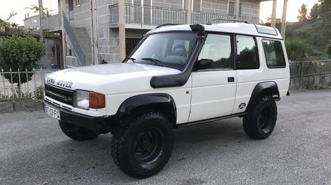 Land Rover Discovery • 1991 • 231,000 km