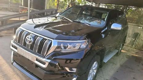 Toyota Land Cruiser • 2017 • 50,000 km