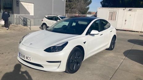 Tesla Model Y • 2024 • 2,458 km